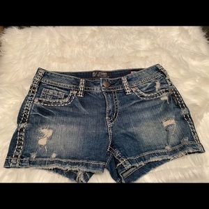 💕SILVER. Aiko mid shorts Size 30/L3